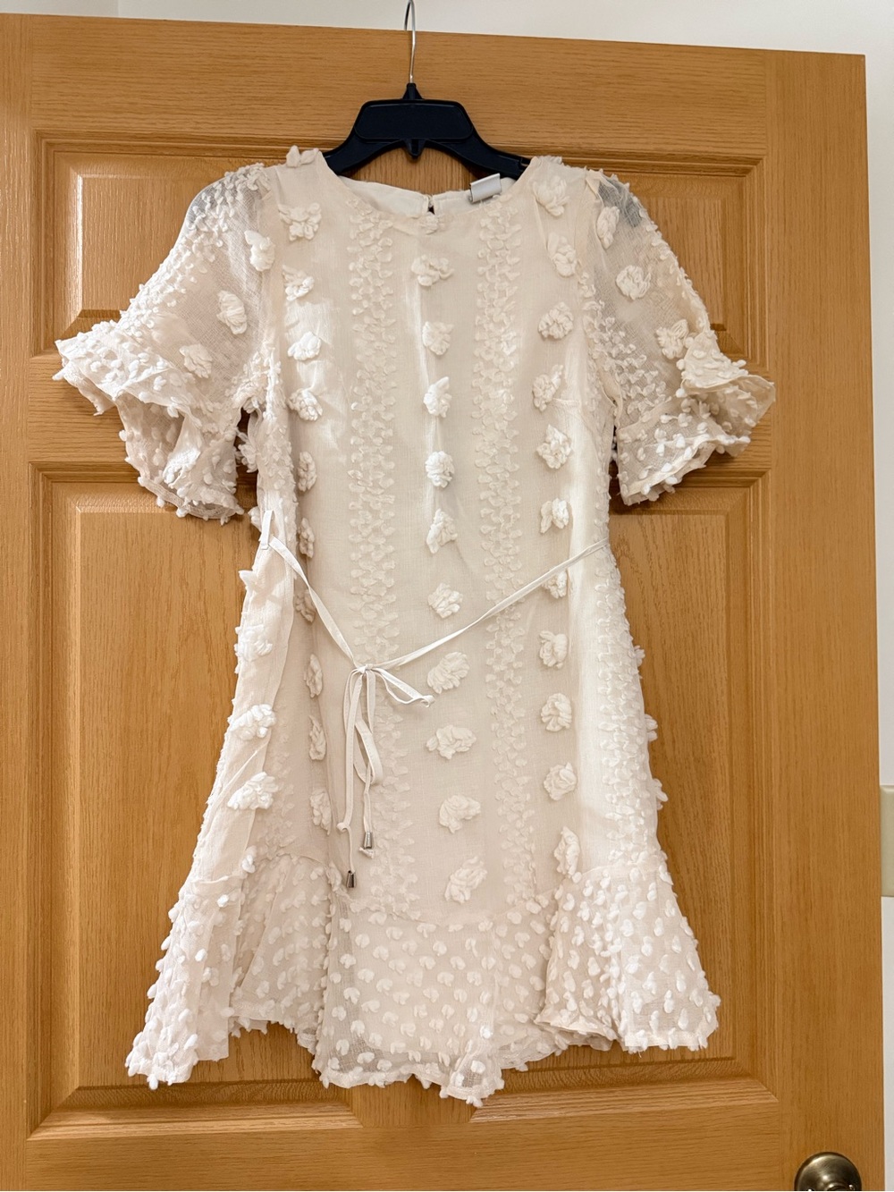 Selfie Leslie Cream Textured Floral Tie-Waist Mini Dress